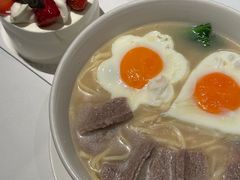 -洋房火锅(上海新天地南北里店)