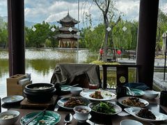 -丽江悦榕庄酒店-明月·雪山庭院餐厅