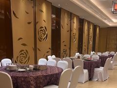 -沁香庭中餐厅·川粤菜(重庆高新假日酒店)