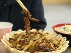 -江城燕子大排档(江汉路步行街店)