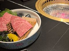 -山川小町·极番烧肉(新地假日广场店)