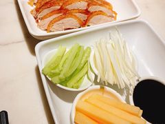 -韵秋荷(宝山龙湖天街店)