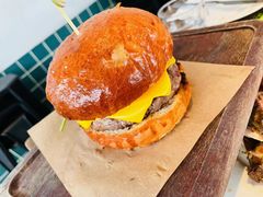 牛肉汉堡-FABIO’S费比欧披萨餐厅