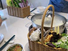 -煲王粤菜餐厅(中侨中心店)