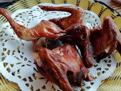 吊烧乳鸽-百利鸽王(紫薇路店)
