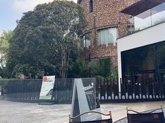 -J Create城市露营咖啡·简餐·宠物(上海动物园店)