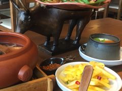 -云海肴·汽锅鸡·云南菜(天山百盛优客店)