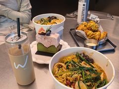 -W COLLECTIVE  DESSERT SHOP