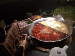 -湊湊火锅·茶憩(打浦桥日月光店)