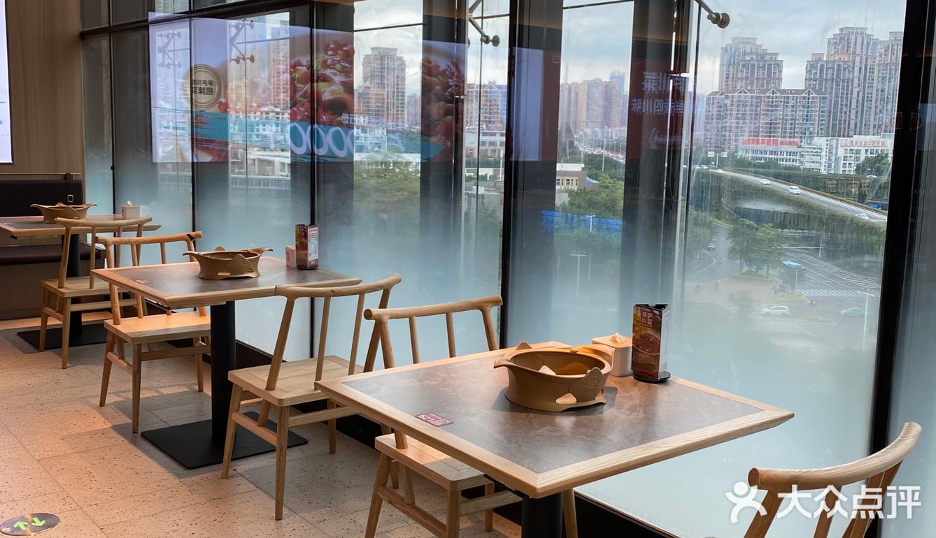 💰人均60火遍全国的茅庐川菜，我替你尝了！