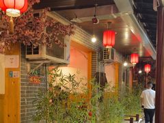 -三道苗苗鱼·美蛙黄辣丁(八里店)
