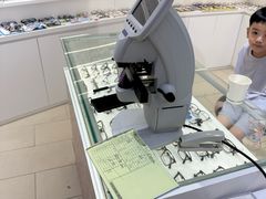 -美式眼镜·授权蔡司.依视路.尼康.豪雅.明月(南翔印象城店)