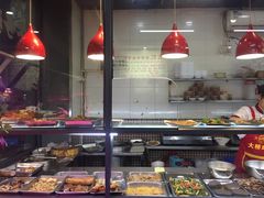 面包甜点陈列柜-宏记汕头白粥店(江怡店)