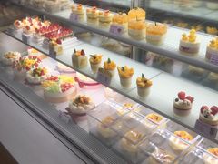 -好利来(彩香店)