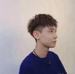 -川和潮人