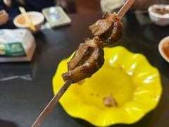 -烤肉小伙烤肉店