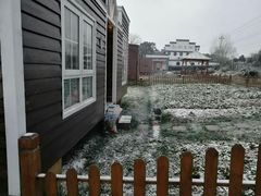 -龙湖东院农庄(乡间小路店)