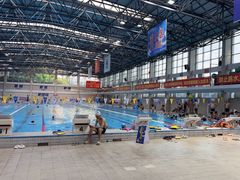 -奥冠体育华师附中恒温游泳馆