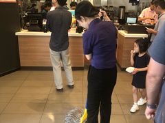 -麦当劳(百联西郊购物中心店)