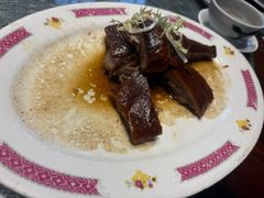 招牌烧鹅拼叉烧-猪肉婆私房菜(容桂总店)