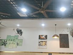 -老何家后安粉·糟粕醋海鲜火锅(三亚湾椰梦长廊店)