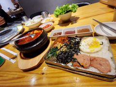 -喜来稀肉(北外滩白玉兰广场店)