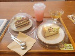 -有猫主题·治愈系猫咖(曾厝垵店)