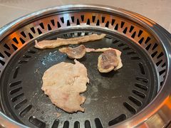 -黑金·寻焰自助百汇·烤肉·火锅(中街店)
