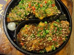 -何师烧烤·香辣蟹·川菜·30年老品牌(太古里旗舰店)