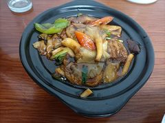 -胡子饮食店