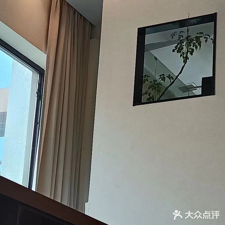 二十集无界餐厅是一家让人流连忘返的美食天地。