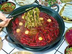 -扎起市井老火锅(乐山总店)