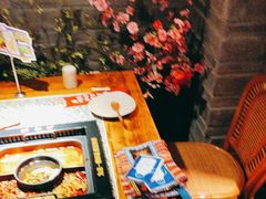 -老牌坊云南鱼豆花火锅(哈西万达店)
