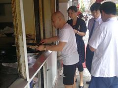 -舒蔡记生煎菜饭(云南中路店)