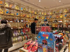 -VENCHI 闻绮(北京国贸商城店)