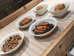 -老乡鸡(上海白玉兰广场店)
