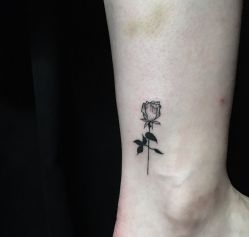 -木子·纹身店TATTOO穿孔·洗纹身