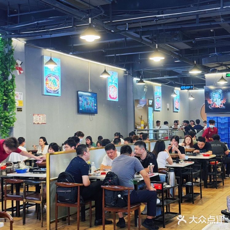 谁懂！竟然在肥肠煲里面吃到“卫生纸”