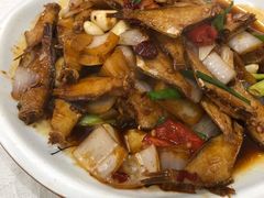 酱汁剥皮鱼-沈家门小海鲜