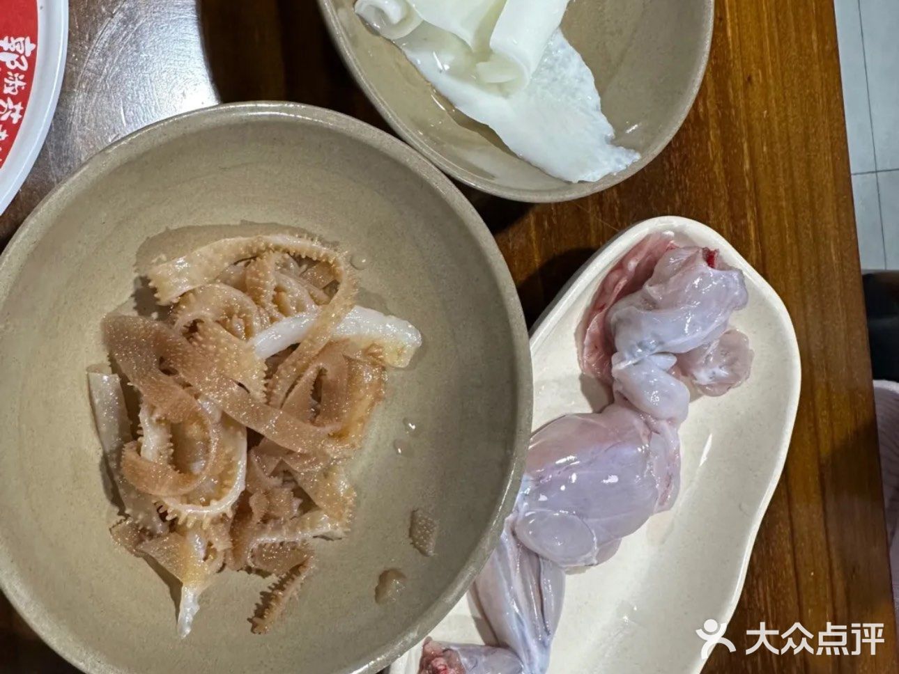 今天火锅吃撑了，超满足