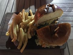 -LENBACH兰巴赫西餐啤酒坊(大连东港店)