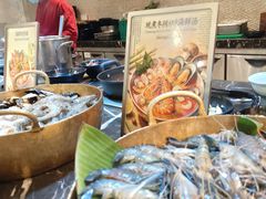 -广州万富希尔顿酒店·感趣自助餐厅·金秋蟹宴生蚝海鲜刺身烧烤