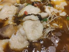 -有红鸡毛店·川菜(建设路店)