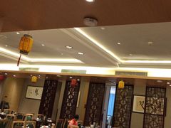 -广州中心皇冠假日酒店·百粤楼