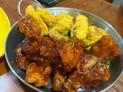 -BHC炸鸡(明洞总店)