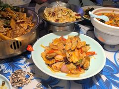 -川流不息·地道川菜·小龙虾(新松江路店)