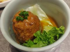 鸭蛋黄狮子头-闫府私房菜·百年鲁菜(恒隆店)