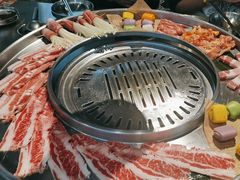 -哈哈碳都·牛肋条无限自助烤肉(宝龙店)