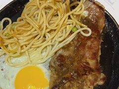 -豪客来牛排(空港华联店)