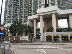 -东荟城名店仓